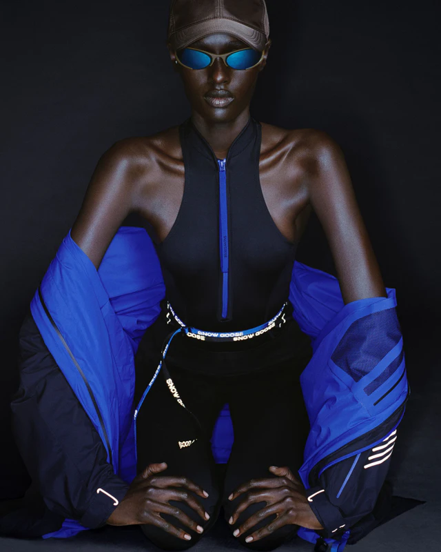 カナダグース「SNOW GOOSE BY CANADA GOOSE」モデル：ニャワース・チュオル