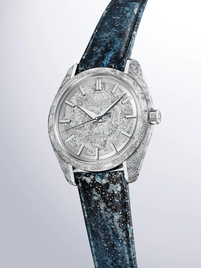 グランドセイコーが放つ芸術的タイムピース、飛泉の躍動を纏った44GSの進化形