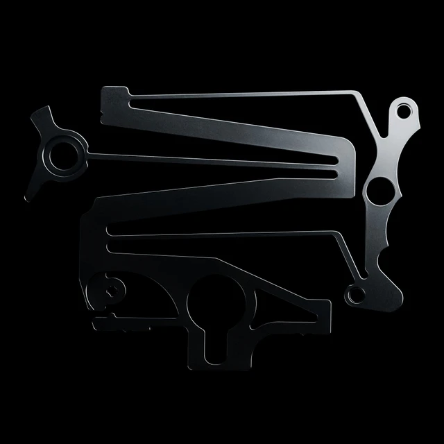 角型時計の伝説を更新、タグ・ホイヤーが放つ「エバーグラフ」という名の革命的傑作