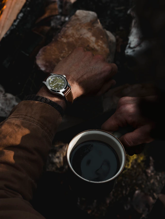 週末の相棒はハミルトンの新作に決まり、日常を特別な旅に変える確かな時計選び