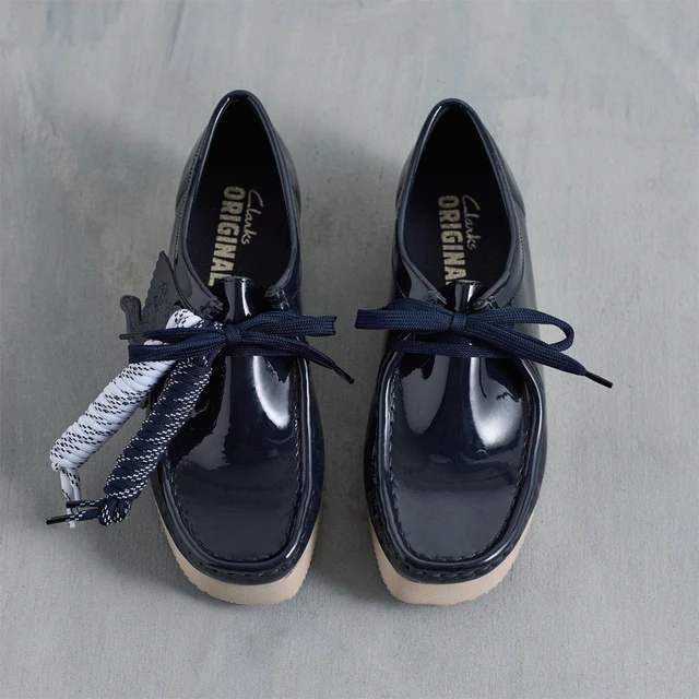 クラークス Wallabeeday Wallabee 2604　　　Navy Patent