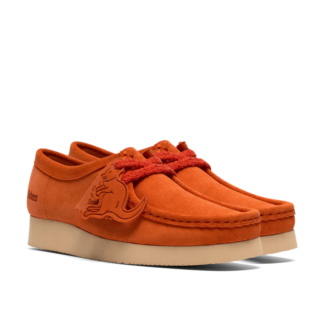 クラークス Women's Wallabee Orange Suede