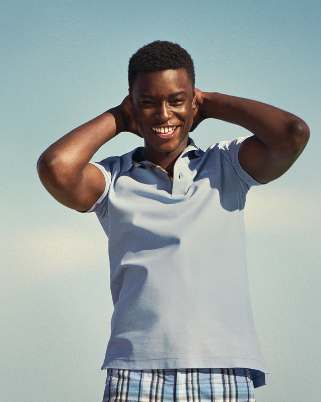 シモーヌ・アシュリーらが紡ぐ夏の記憶、バーバリーが提案する上質なバカンススタイル