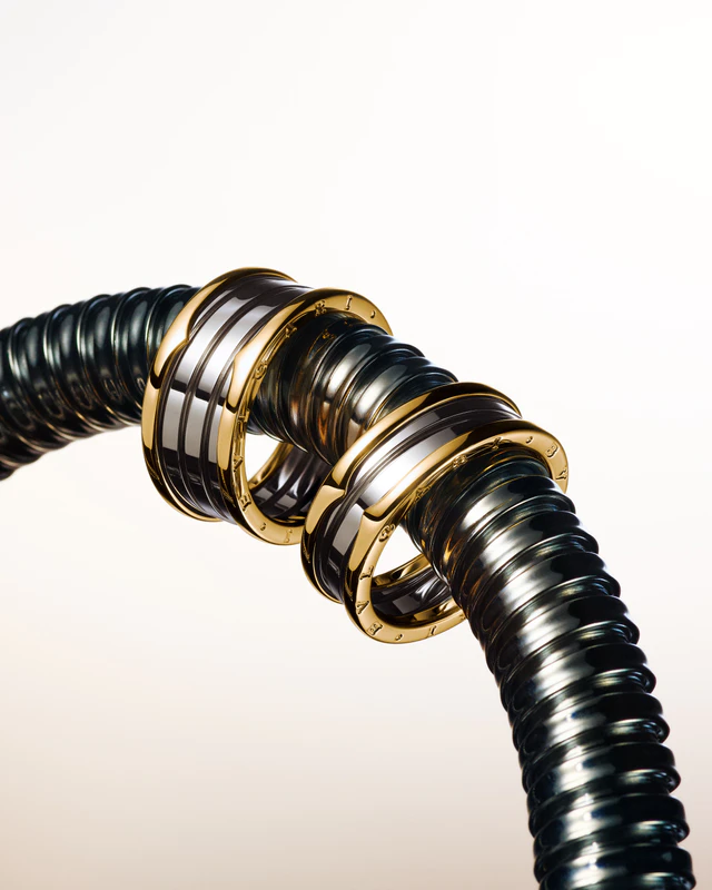 ビー・ゼロワンとトゥボガスの進化、ブルガリが贈るゴールド＆スティールの現代的表現