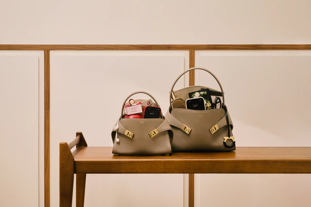 フェラガモが贈る母の日の物語、受け継がれるエレガンスを形にしたギフトセレクション