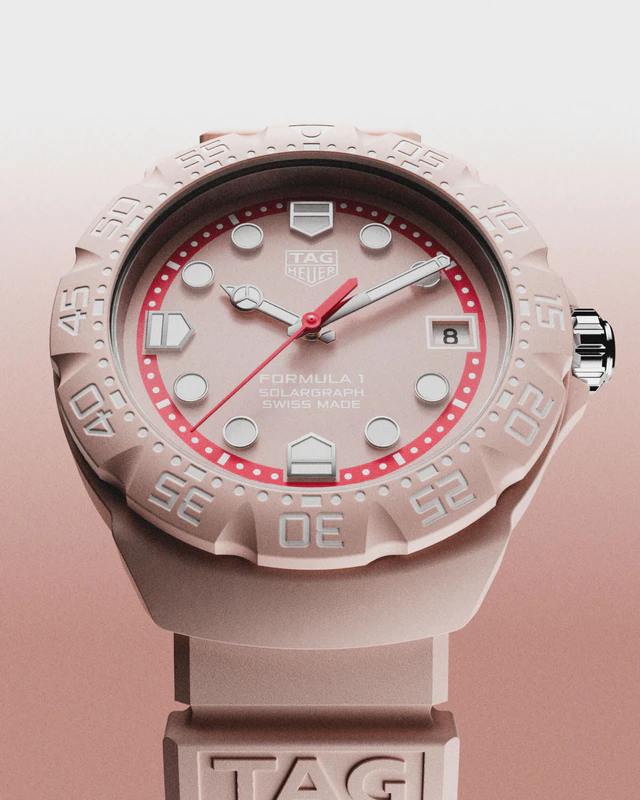 自由な自己表現を叶えるタグ・ホイヤー、新作パステルコレクションが放つ現代の輝き