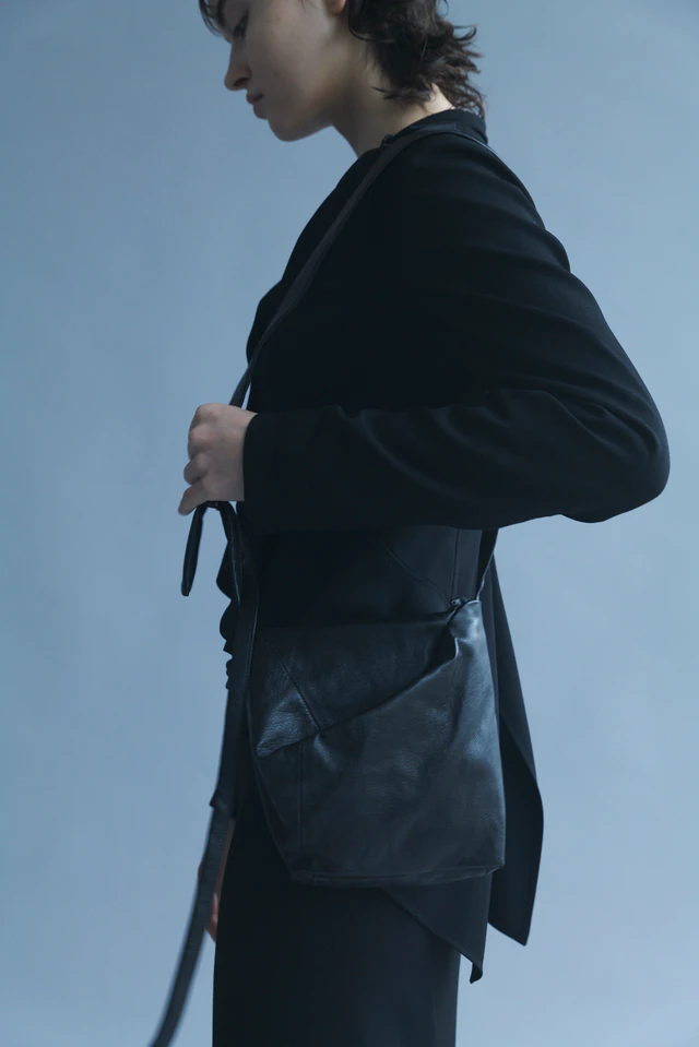 ヨウジヤマモトの美学を纏うdiscord Yohji Yamamoto、PUFFシリーズ新作や心躍る新色が登場