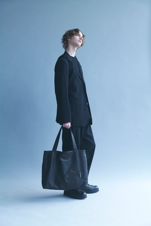 5月22日金曜日より一斉発売、discord Yohji Yamamotoが提示する進化したレザーバッグの誘惑