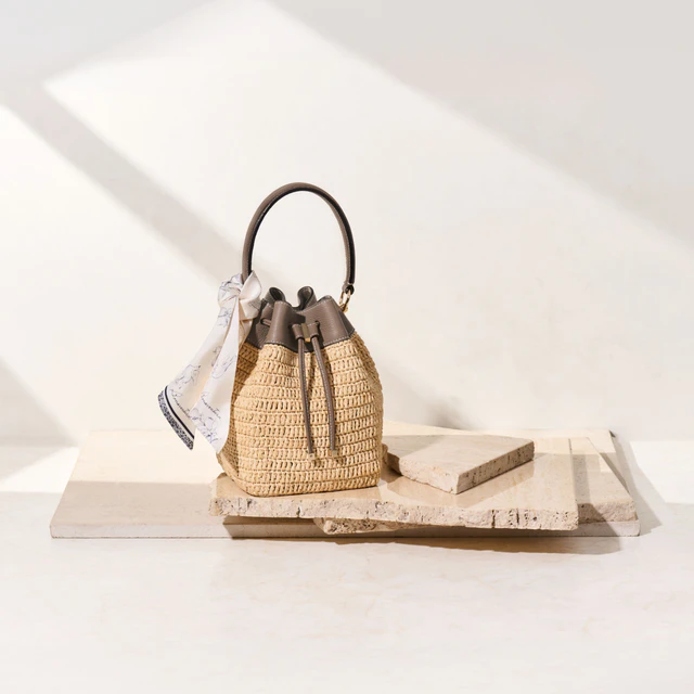ボナベンチュラ がブランド初のラフィア素材のバッグ「Oasi Raffia Collection(オアジ ラフィア コレクション)」を発売