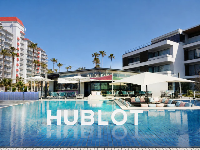 ウブロが逗子で贈る極上のバカンス体験、期間限定の特別ラウンジ「HUBLOT SUMMER LOUNGE」がリビエラ逗子マリーナにオープン