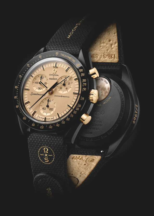 本物のゴールドを贅沢に纏った1969本限定のMOONSWATCHが登場、OMEGA X Swatchが描く至高の輝き