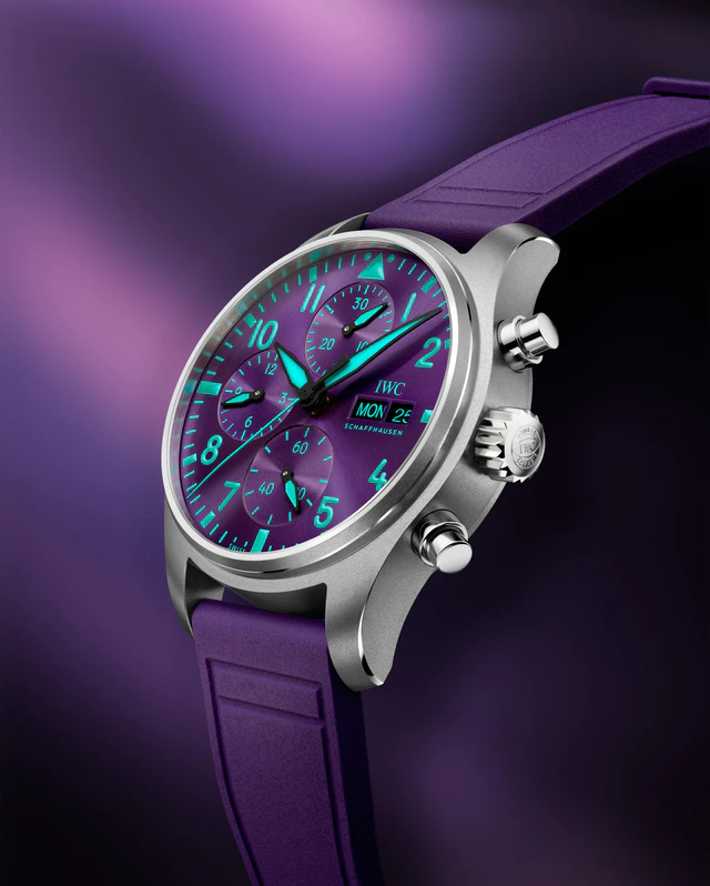 IWCが発表するF1チームウォッチ、ペトロナスグリーンとパープルが織りなす新たなクロノグラフ