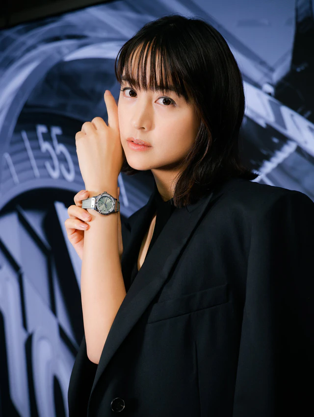 ウブロ「HUBLOT NIGHT」を銀座で開催、山本美月がセージグリーンの新作ウォッチを纏い登場