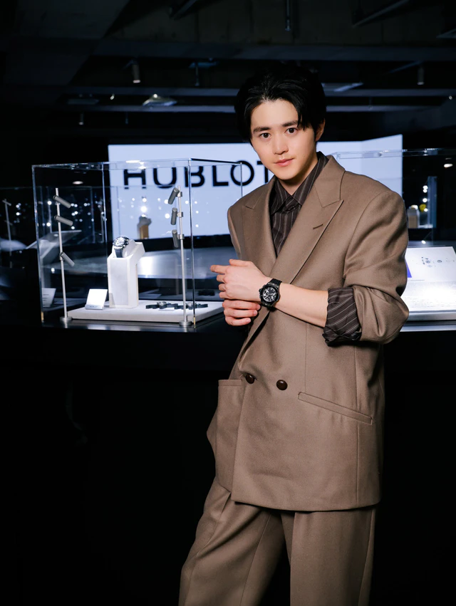 ウブロ「HUBLOT NIGHT」開催、鈴鹿央士がチタニウムとブラックセラミックの新作で登場