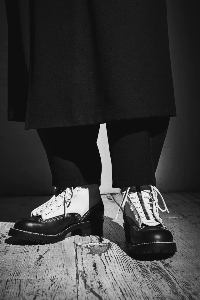 ヨウジヤマモト POUR HOMME × WESCO、ホワイトとスレートで描く2トーンの「JOBMASTER」