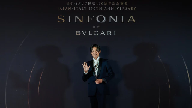 目黒蓮が大阪城で見せた魅惑のスタイル、ブルガリのジュエリーが輝く特別なセレモニー   