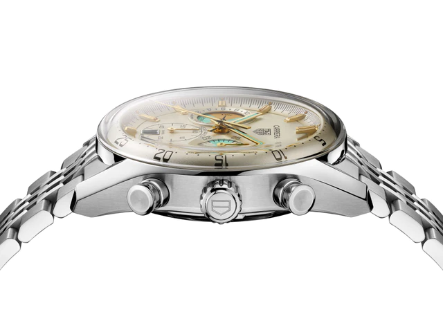 タグ・ホイヤー カレラ クロノグラフ シーファーラー、イントレピッド・ティールが導く新たなマリンレガシー