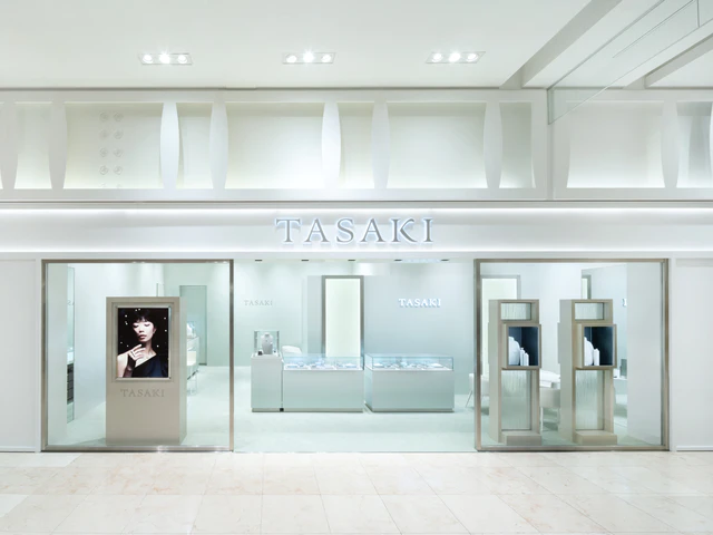 TASAKIが新宿髙島屋にテンポラリーストアをオープン、アイコンからブライダルまで一堂に集結
