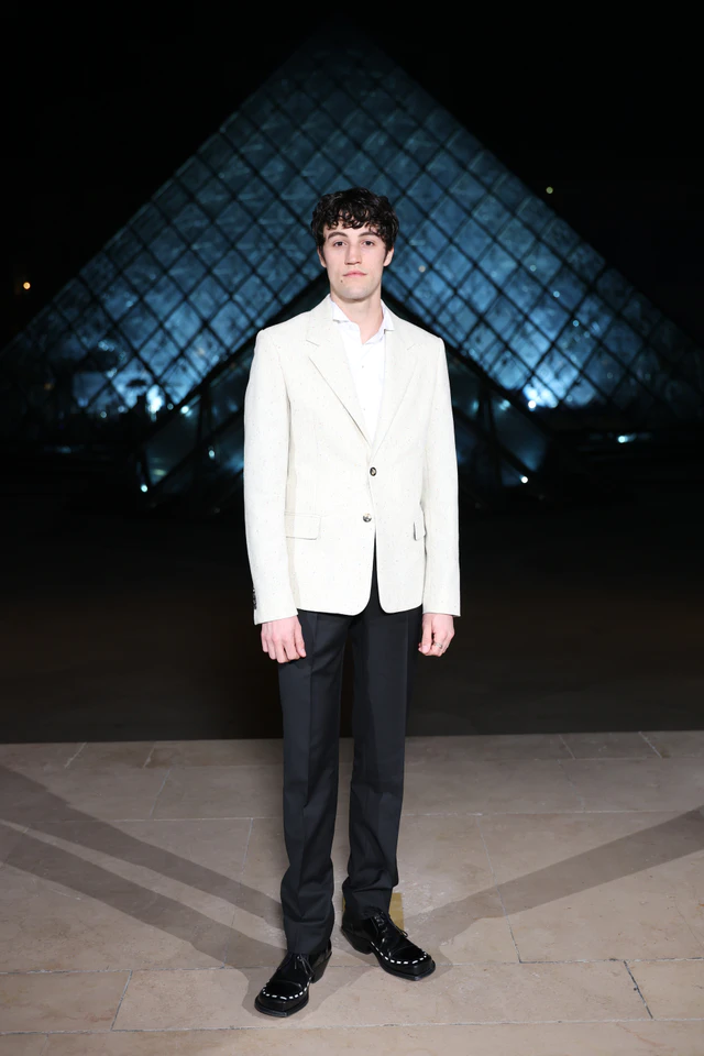 ネイサン・ジャピー @ディオール 「LE GRAND DINER DU LOUVRE」