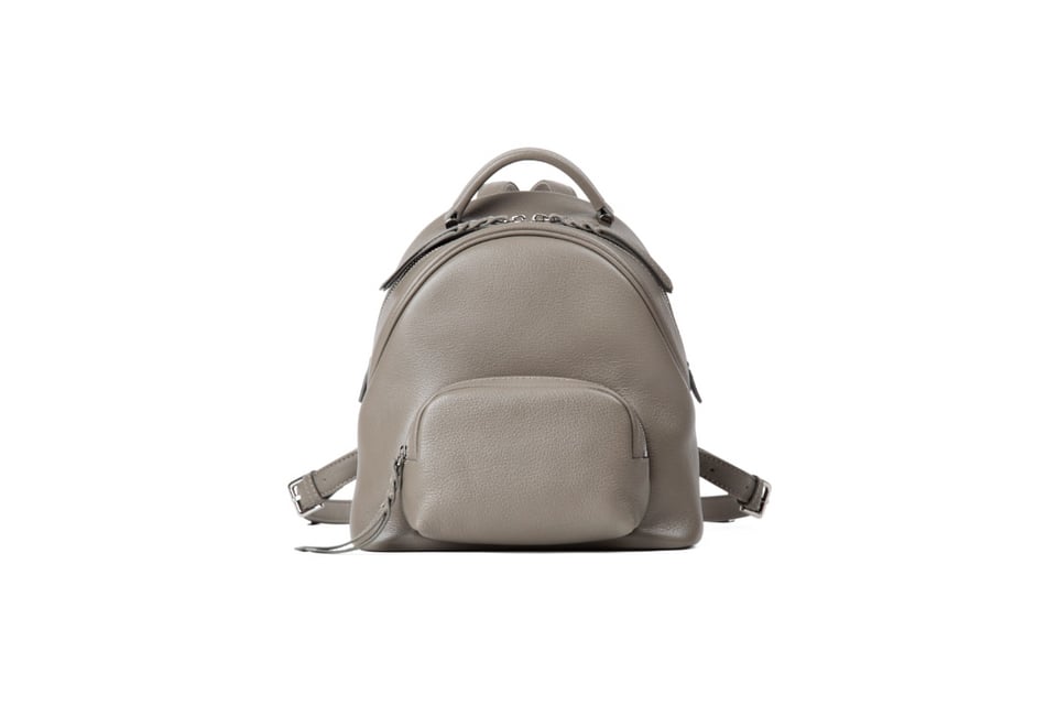 土屋鞄 パソコン持ち運び必須のリモートワークに対応した「レザー