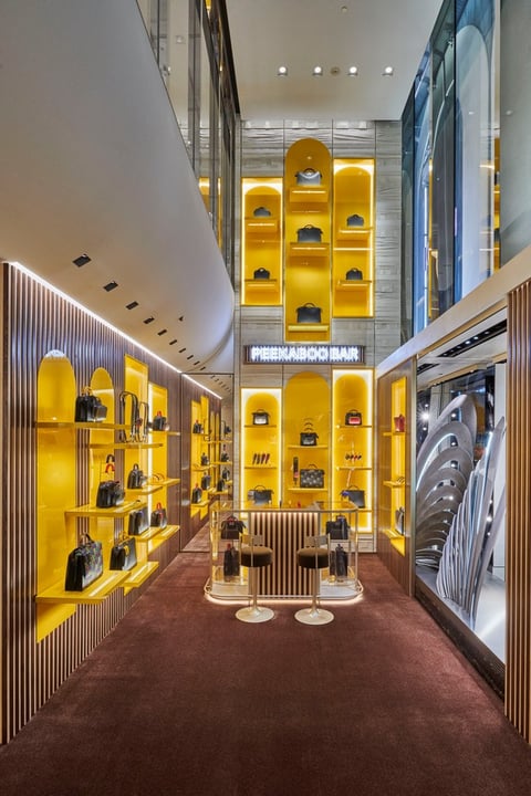 フェンディFENDI 渋谷ポップアップストア限定トートバッグ バッグ