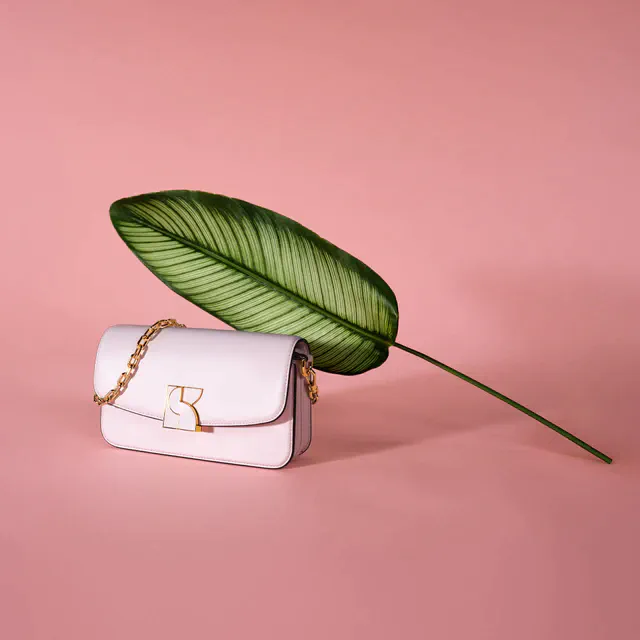 Kate spade 値下げ交渉⭕️ kate spade NEW YORK ケイトスペード 財布 二つ折り財布 KH788