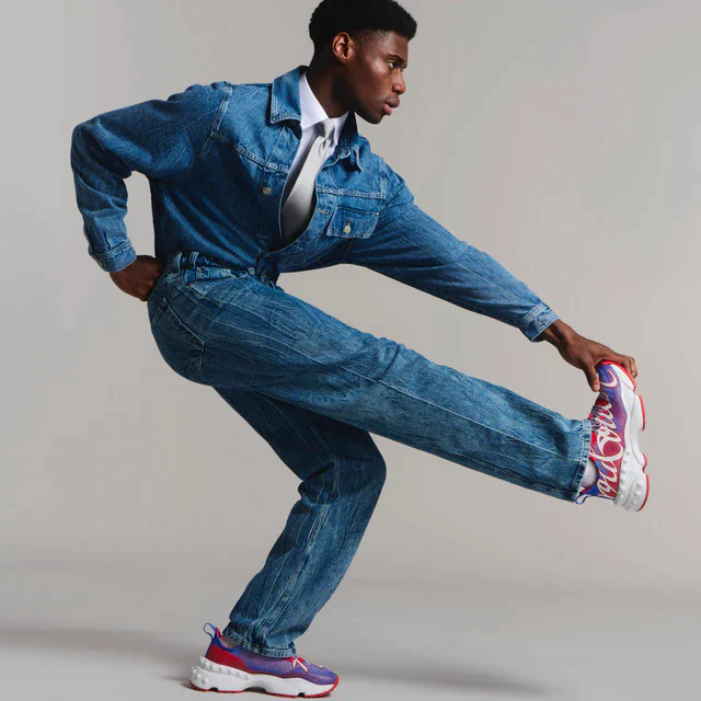 クリスチャン ルブタン より、初のパフォーマンス スニーカーが発売