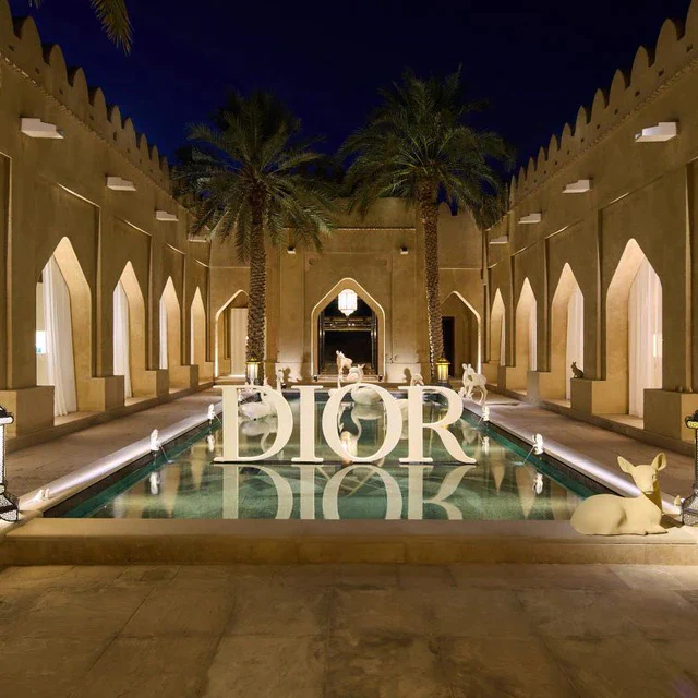 ディオールファインジュエリー 砂漠に咲くハイジュエリーコレクション「ディオラマ ＆ ディオリガミ」の第二章をアブダビで発表 