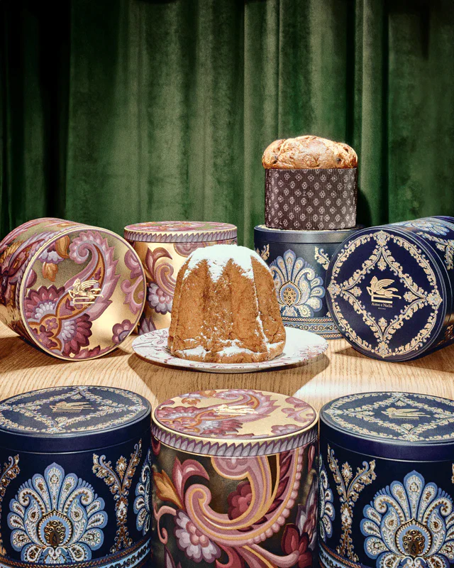 エトロが贈るホリデーシーズンを彩るスイーツ、パンドーロと
