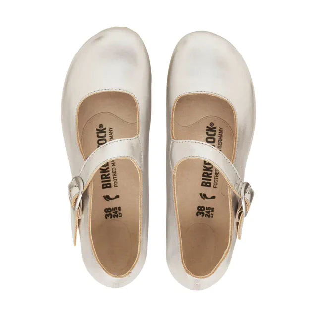 ビルケンシュトック BIRKENSTOCKの新作メリージェーン、軽やかさと快適性を兼ね備えた「TRACY」