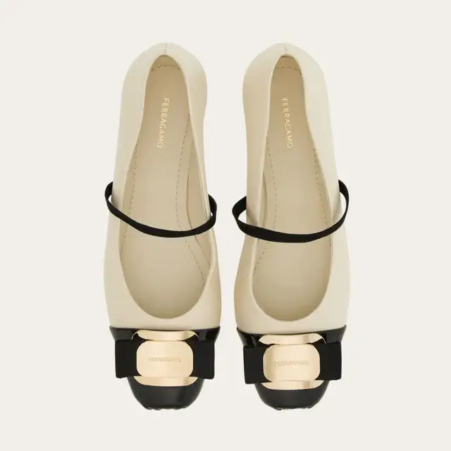 フェラガモ FERRAGAMO 新たな一歩を踏み出す日に選びたい、フェラガモのタイムレスなシューズ