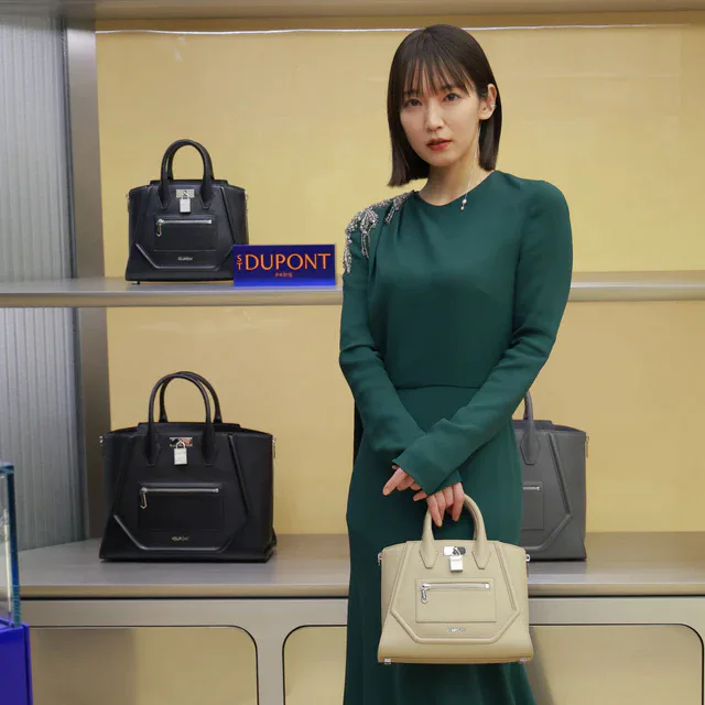 吉岡里帆 が「エス・テー・デュポン 銀座フラッグシップ グランドオープン記念イベント」で語る、メゾンの魅力と自身の新たな挑戦への想い