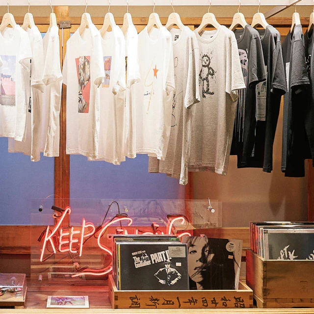 アニエスベー祇園店で出会うタイムレスな美学、2周年記念アーカイブ販売と特別イベントを開催