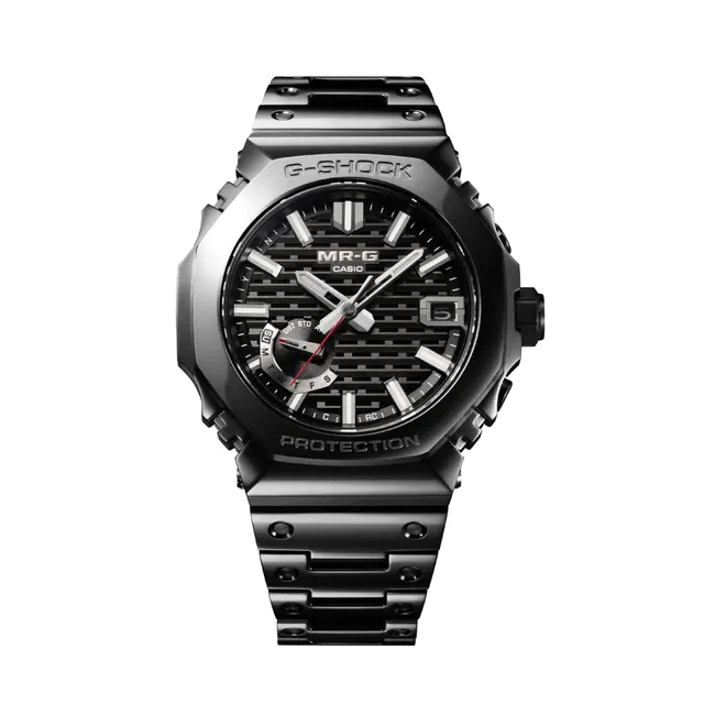 カシオ  八角形ベゼルと「木組」の機能美から着想を得た格子状立体文字板の“MR-G”