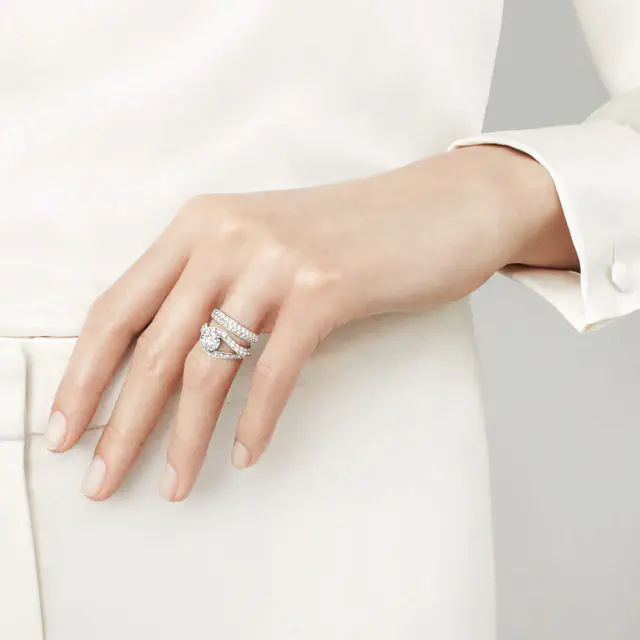 ヴァン クリーフ＆アーペル 7月19日からブライダルフェアを開催、唯一無二のリングとの出会い