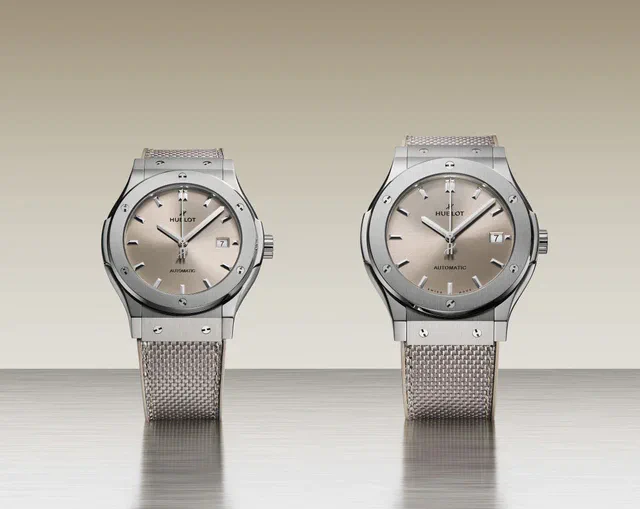 HUBLOT 「クラシック・フュージョン エッセンシャル トープ」