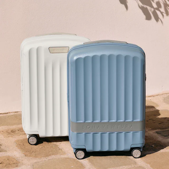 ボナベンチュラがノベルティキャンペーン実施、新作スーツケースに特別なトラベルタグ