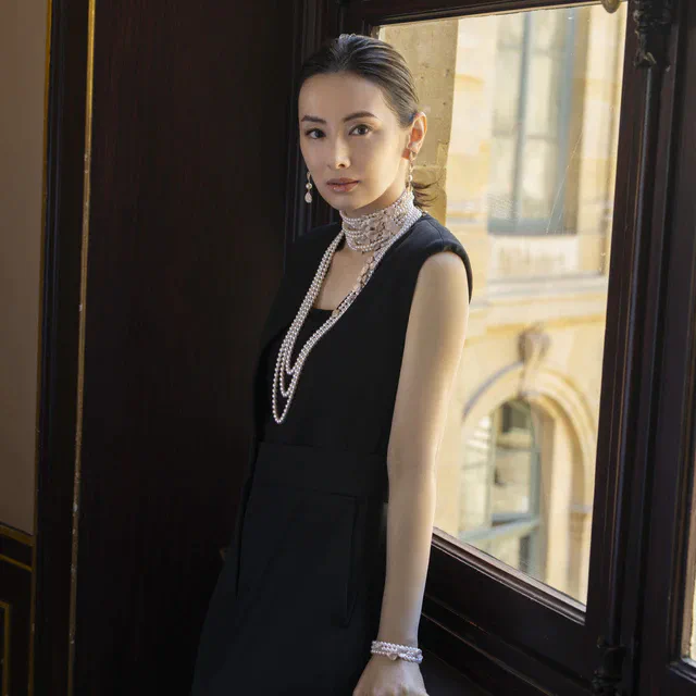 ミキモトの新作「レ ペタル」を纏う北川景子、その美しさを映した特別ムービーを公開