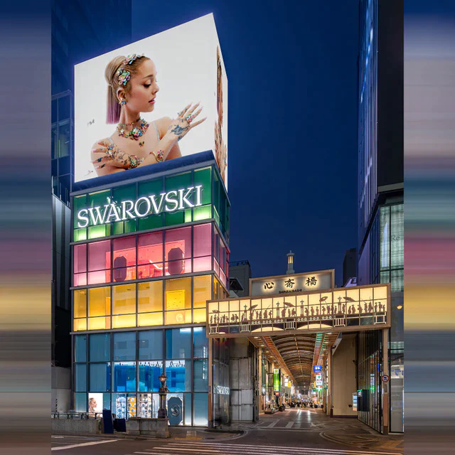 スワロフスキー Swarovski が大阪・心斎橋に新旗艦店を開業、3フロアで体感する光のデザインと限定コラボの全貌