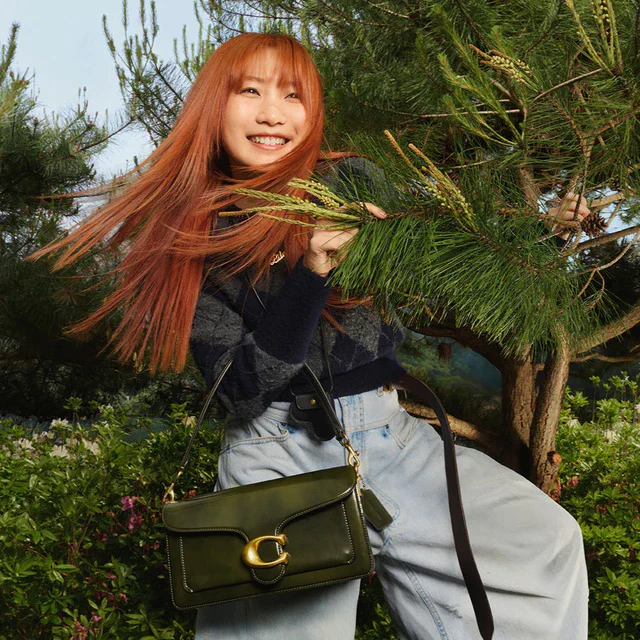 コーチがFall 2025「Revive Your Courage」を発表、幾田りら、ソヨン、エル・ファニングが導く自己発見のストーリー