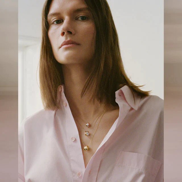 ジョージ ジェンセン 北欧デザインを体現する、新作ジュエリーと建築の共鳴を探るキャンペーン「Conversations in Shape」