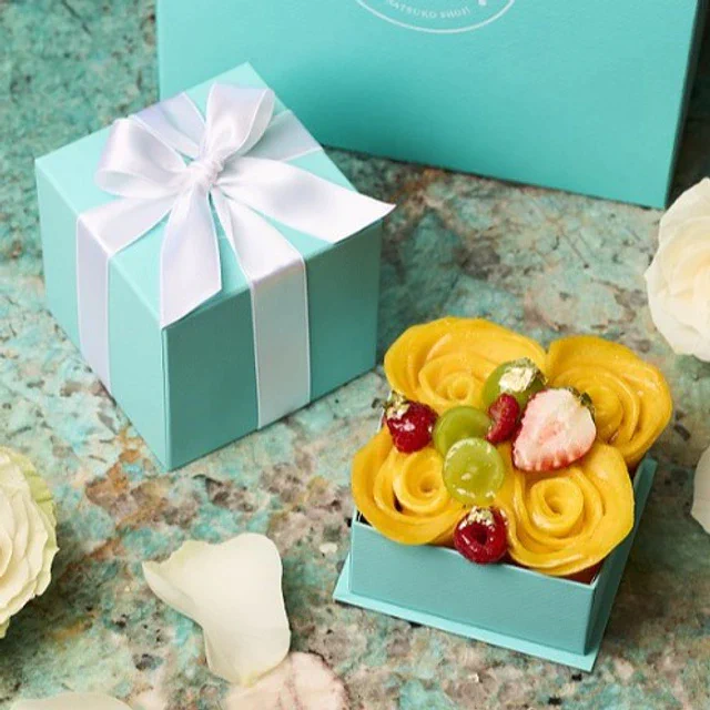 ティファニーの創造性を一箱に凝縮、銀座のブルー ボックス カフェで新作ケーキの予約販売が開始