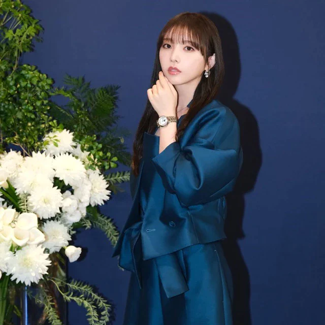 ロンジンの新たな煌めき「プリマルナ」発表、与田祐希がその魅力を語る