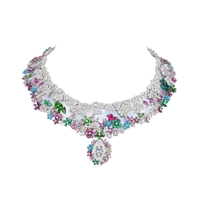 ディオール ファインジュエリー 「ディオレクスキ」ネックレスが、モナコでサヴォワールフェール賞の栄誉に輝く