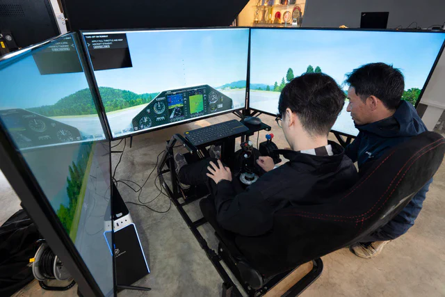 ブライトリング CLUB BREITLING CHALLENGE FLIGHT 2025