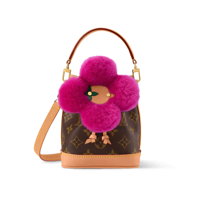 ルイ・ヴィトン「ヴィヴィエンヌ ウィンターホリデー」新作、モノグラムと冬色シアリングが描くフェスティブムード