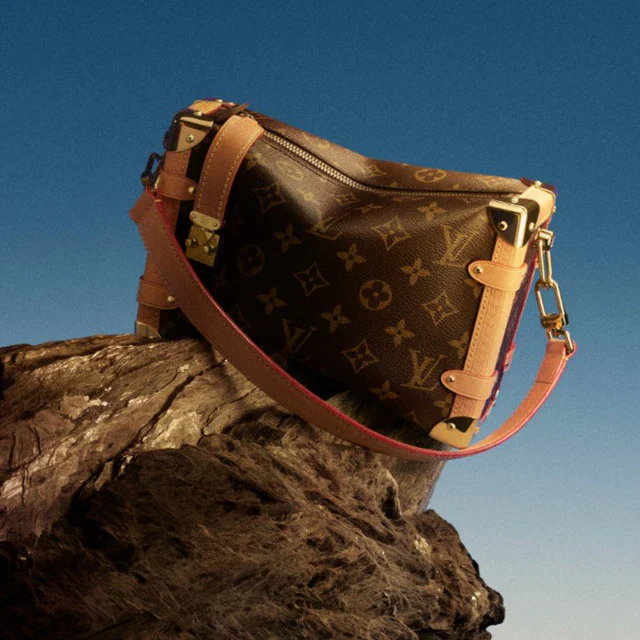 ルイ・ヴィトンが贈るウィメンズギフト、ホリデーを彩る上質アイテムと冬のときめき