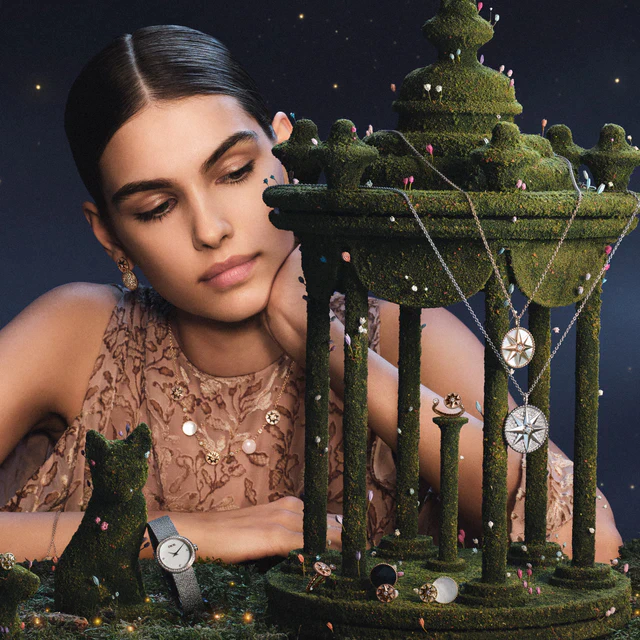 ディオール ファインジュエリー & タイムピーシズ 、フォトストーリーで巡るホリデーシーズンの小さな夜景