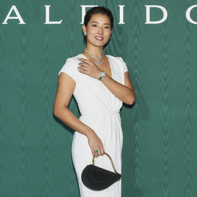 ブルガリの展覧会「ブルガリ カレイドス 色彩・文化・技巧」、すみれが体感した生きたアート