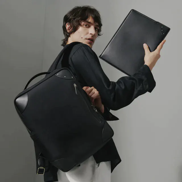 グローブ・トロッターの新作ホームコレクション、デラックス マイクロケースまで揃うホリデーキャンペーン詳細